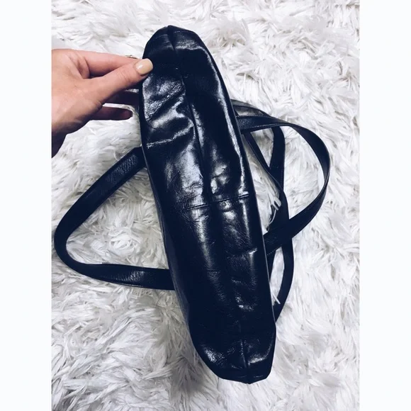 HOBO Black Leather Purse handbag shoulder strap zip top - Picture 6 of 9